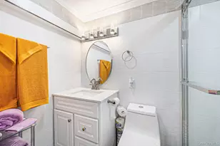 183 Arthur Ave, Floral Park, NY 11001 - Photo 39