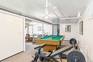 1013 Stafford Rd, Valley Stream, NY 11580 - Photo 23