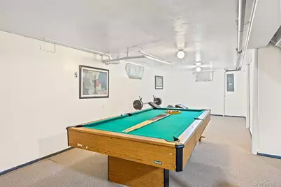 1013 Stafford Road, Valley Stream, NY 11580 - Photo 21