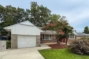 1013 Stafford Rd, Valley Stream, NY 11580 - Photo 3