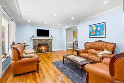 1013 Stafford Road, Valley Stream, NY 11580 - Photo 5