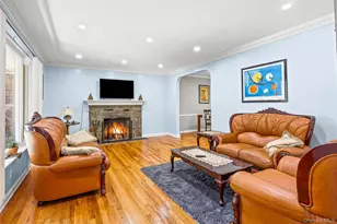 1013 Stafford Rd, Valley Stream, NY 11580 - Photo 5