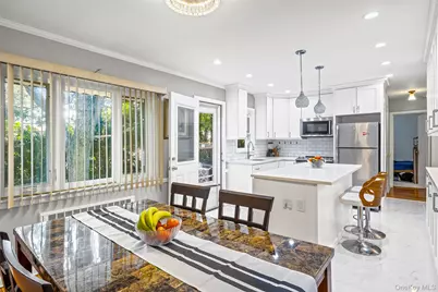 1013 Stafford Road, Valley Stream, NY 11580 - Photo 9