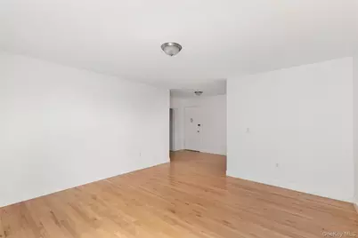 360 Westchester Avenue #223, Port Chester, NY 10573 - Photo 7