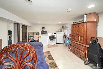 833 E 229th Street, Bronx, NY 10466 - Photo 19