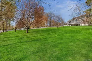 1012 Sunset St, Yorktown Heights, NY 10598 - Photo 43