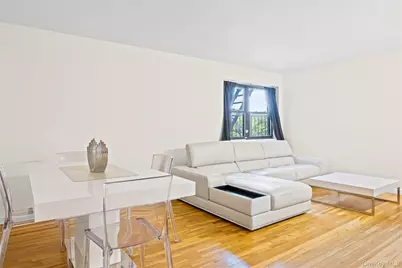 147-10 84th Road #4G, Briarwood, NY 11435 - Photo 1