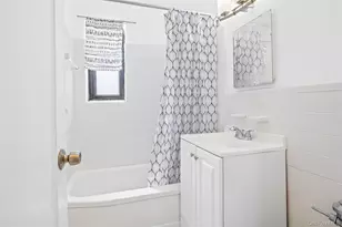 147-10 84th Rd, Briarwood, NY 11435 - Photo 9