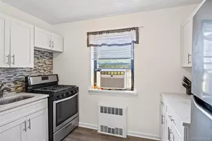 147-10 84th Rd, Briarwood, NY 11435 - Photo 3