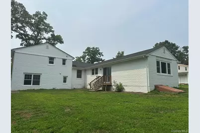 121 W Main Street, Kings Park, NY 11754 - Photo 35