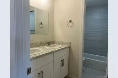 121 W Main Street, Kings Park, NY 11754 - Photo 21