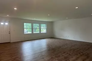 121 W Main St, Kings Park, NY 11754 - Photo 7