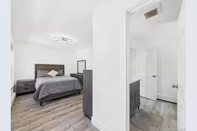 279 Commack Road, Shirley, NY 11967 - Photo 21