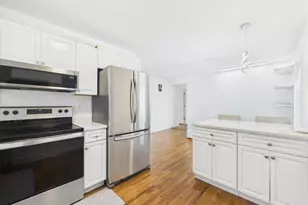 279 Commack Rd, Shirley, NY 11967 - Photo 9