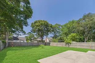 279 Commack Rd, Shirley, NY 11967 - Photo 3