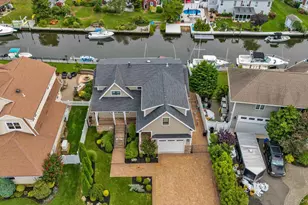 236 E Shore Dr, Massapequa, NY 11758 - Photo 31