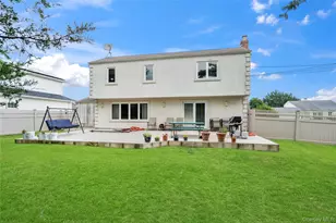 33 Shelter Hill Rd, Plainview, NY 11803 - Photo 27