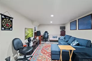 33 Shelter Hill Rd, Plainview, NY 11803 - Photo 23