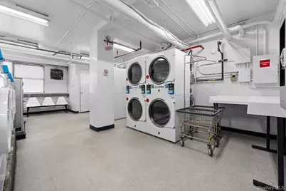 4 Fordham Hill Oval #9E, Bronx, NY 10468 - Photo 9