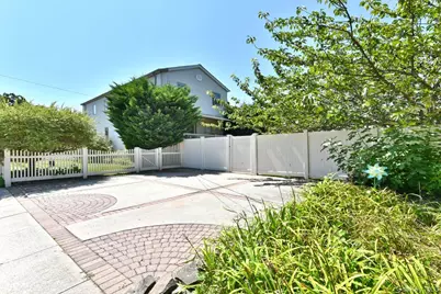 385 Oceanside Parkway, Oceanside, NY 11572 - Photo 27