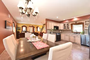 385 Oceanside Pkwy, Oceanside, NY 11572 - Photo 11