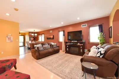 385 Oceanside Parkway, Oceanside, NY 11572 - Photo 7