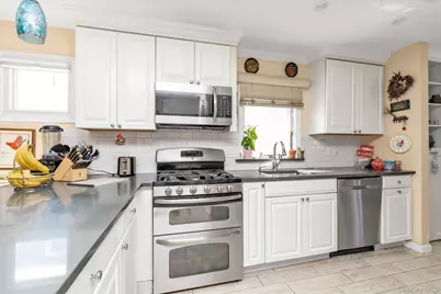 500 W Penn Street, Long Beach, NY 11561 - Photo 13