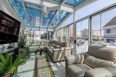 500 W Penn Street, Long Beach, NY 11561 - Photo 17