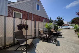 997 Glen Dr, Franklin Square, NY 11010 - Photo 43