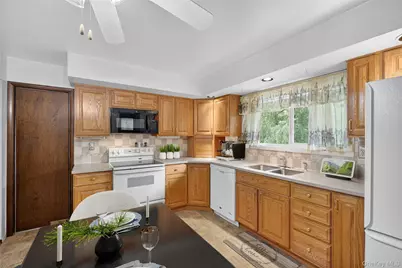 12 Birch Hill Drive, Poughkeepsie, NY 12603 - Photo 13