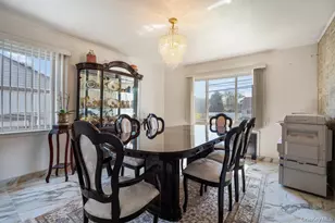 1212 Herzel Blvd, West Babylon, NY 11704 - Photo 21