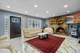 1212 Herzel Blvd, West Babylon, NY 11704 - Photo 9