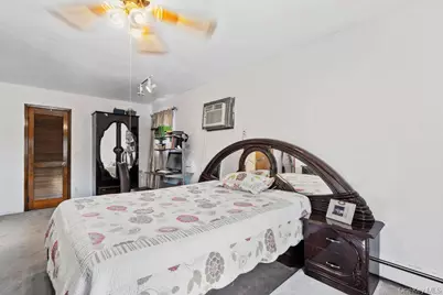 1212 Herzel Boulevard, West Babylon, NY 11704 - Photo 23