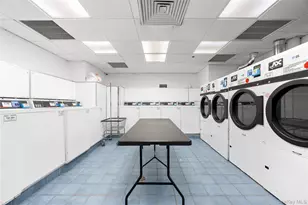 106 Central Park S, New York, NY 10019 - Photo 15