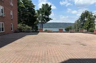 1 Hawley Ter, Yonkers, NY 10701 - Photo 21