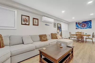 220 E Chester Street, Long Beach, NY 11561 - Photo 3