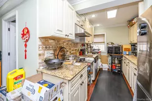 80-12 165th St, Flushing, NY 11432 - Photo 7