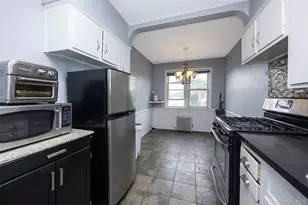 80-12 165th St, Flushing, NY 11432 - Photo 13