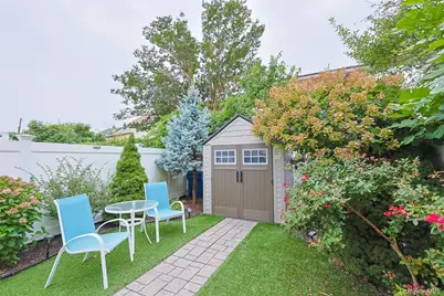 8012 165th Street, Flushing, NY 11432 - Photo 19