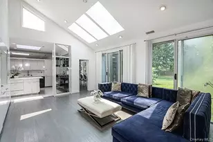 145 Arrandale Ave, Great Neck, NY 11024 - Photo 17