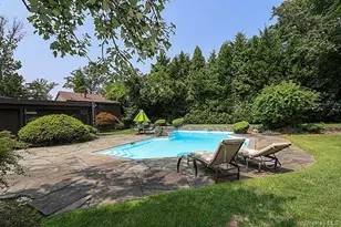 145 Arrandale Ave, Great Neck, NY 11024 - Photo 33