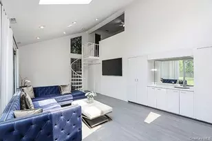 145 Arrandale Ave, Great Neck, NY 11024 - Photo 19