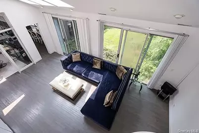 145 Arrandale Avenue, Great Neck, NY 11024 - Photo 21