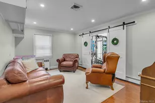 222 Bay Ave, Bayport, NY 11705 - Photo 9