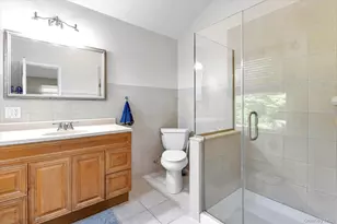 222 Bay Ave, Bayport, NY 11705 - Photo 15