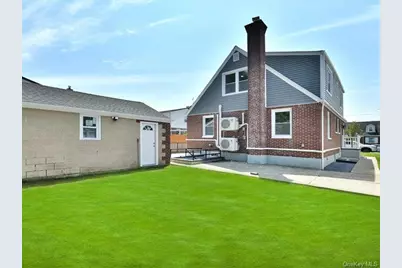 180 Evelyn Road, Mineola, NY 11501 - Photo 11