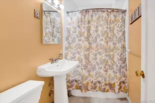 25-40 Union St, Flushing, NY 11354 - Photo 9