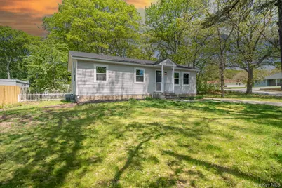 23 Wheat Path Road W, Mount Sinai, NY 11766 - Photo 25