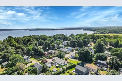 395 Linnet Street, Greenport, NY 11944 - Photo 39