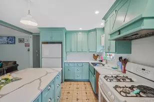 395 Linnet St, Greenport, NY 11944 - Photo 7